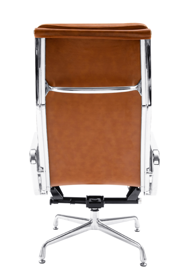 Eames EA 222 Softpad Lounge Chair + EA 223 Ottoman Cognac Leer