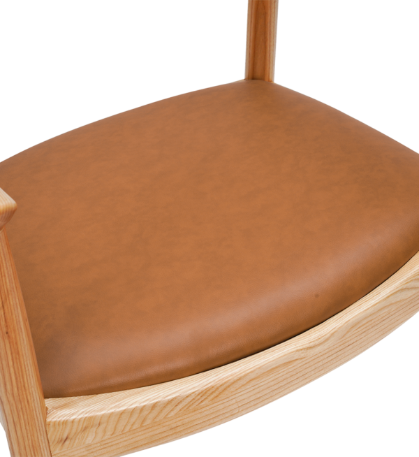 Wegner Kennedy Chair | Naturel Essen | Cognac Zitting