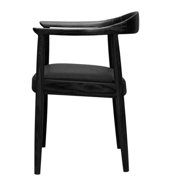 Wegner Kennedy Chair | Zwart Essen | Zwarte Zitting